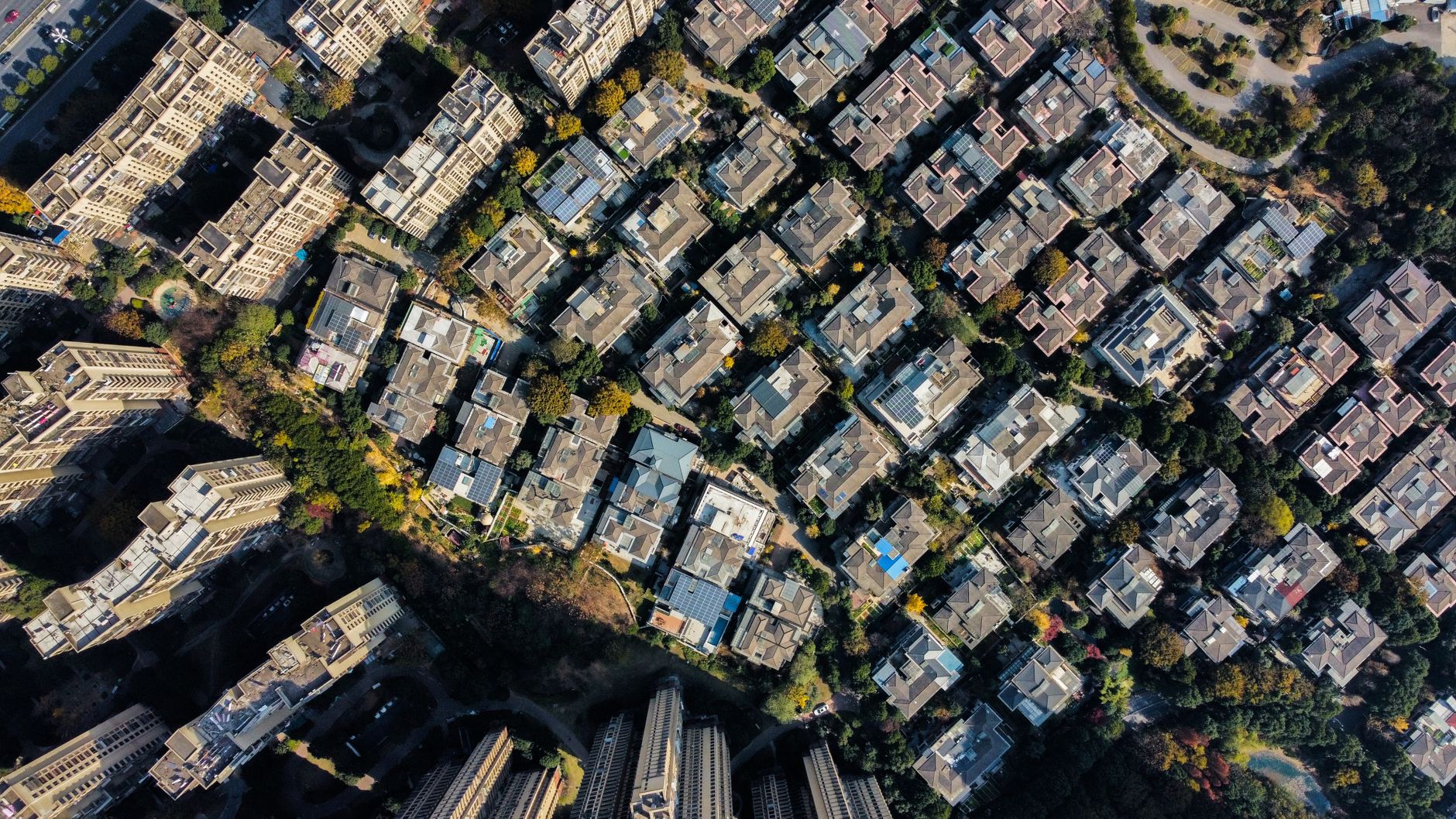 Sydney property market shaped by tax breaks and population growth