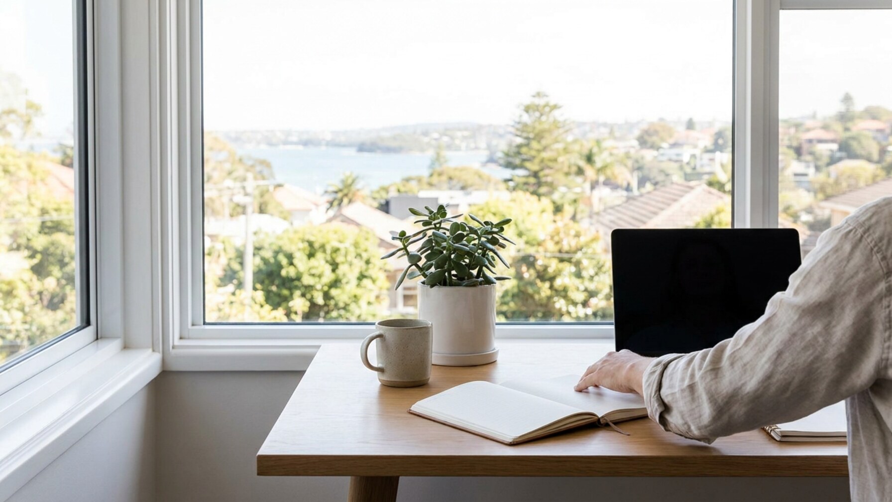 Opportunities Emerging for Sydney AI and Resources Sectors Amid Small Business Pressures